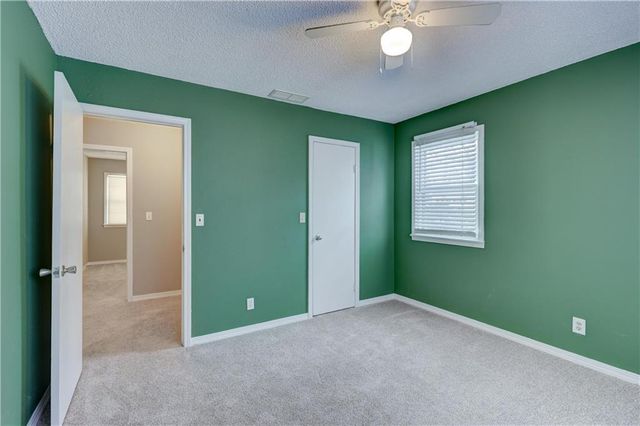 2002 N Michigan Street, Pittsburg, KS 66762