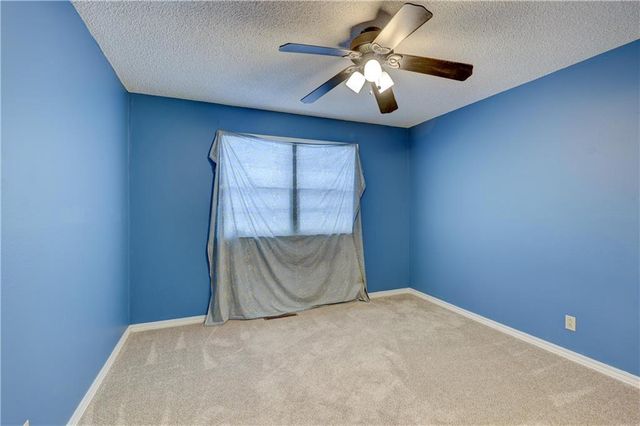 2002 N Michigan Street, Pittsburg, KS 66762