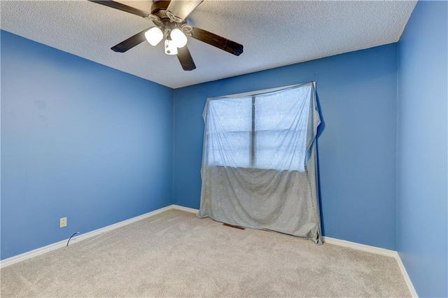 2002 N Michigan Street, Pittsburg, KS 66762