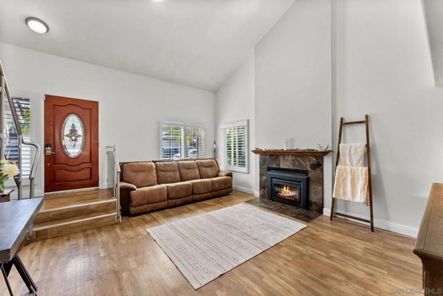 10253 Paseo Park, Lakeside, CA 92040