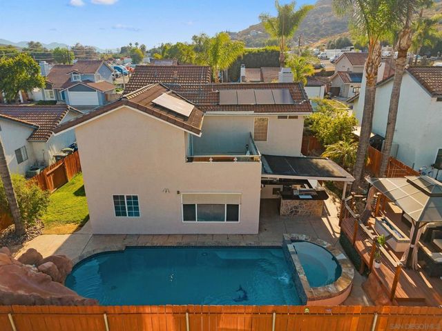 10253 Paseo Park, Lakeside, CA 92040