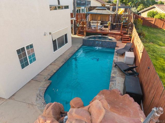 10253 Paseo Park, Lakeside, CA 92040