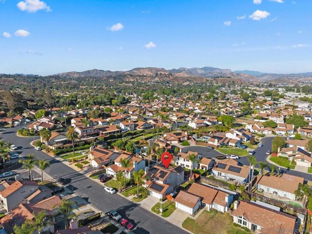 10253 Paseo Park, Lakeside, CA 92040