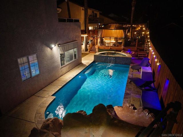 10253 Paseo Park, Lakeside, CA 92040
