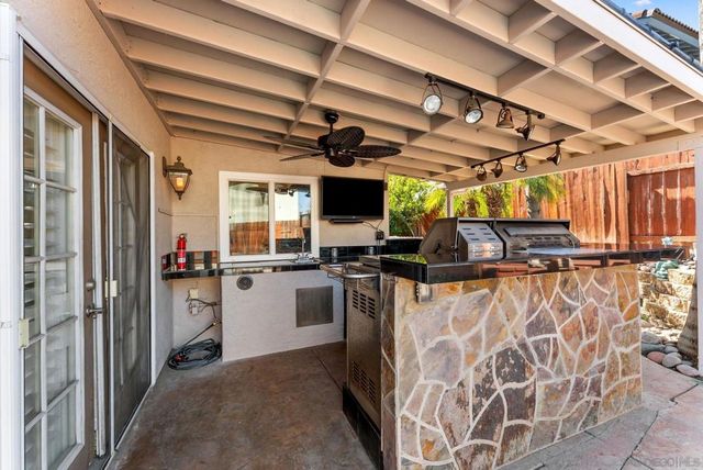 10253 Paseo Park, Lakeside, CA 92040