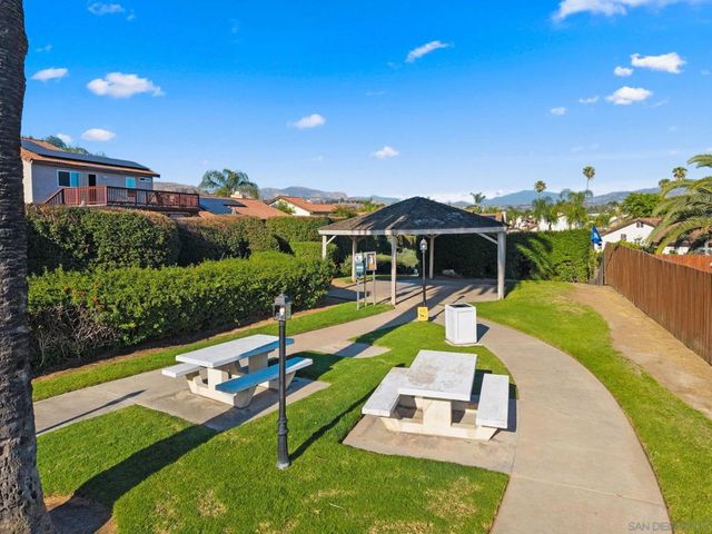 10253 Paseo Park, Lakeside, CA 92040