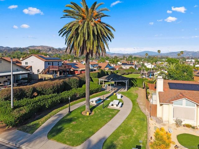 10253 Paseo Park, Lakeside, CA 92040