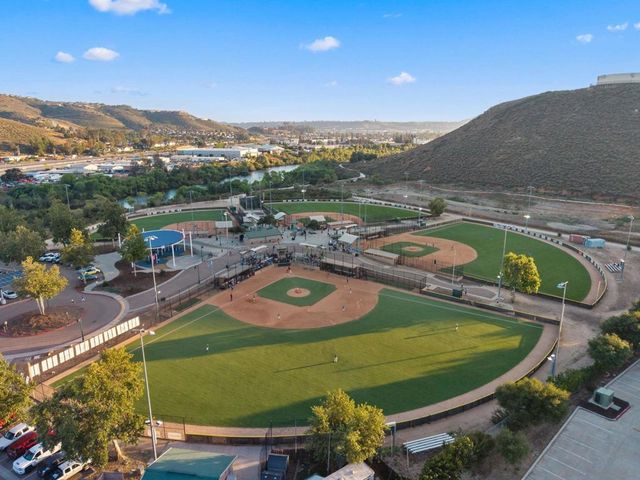 10253 Paseo Park, Lakeside, CA 92040