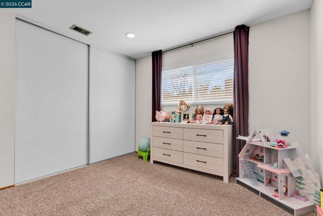 327 Mt Washington Way, Clayton, CA 94517