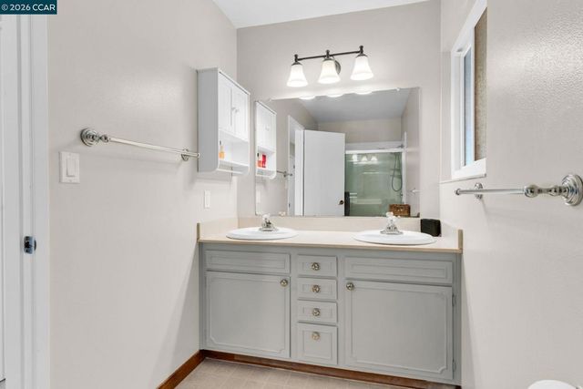 327 Mt Washington Way, Clayton, CA 94517