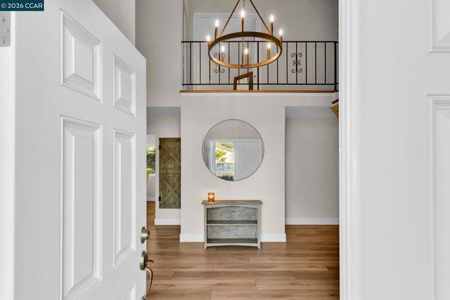 327 Mt Washington Way, Clayton, CA 94517