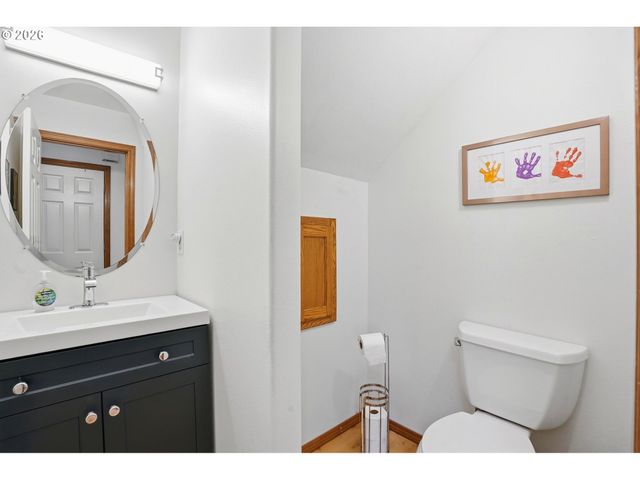 11798 MAHOGANY Ct, Oregon City, OR 97045