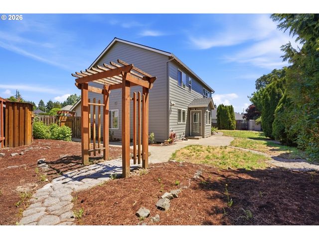 11798 MAHOGANY Ct, Oregon City, OR 97045