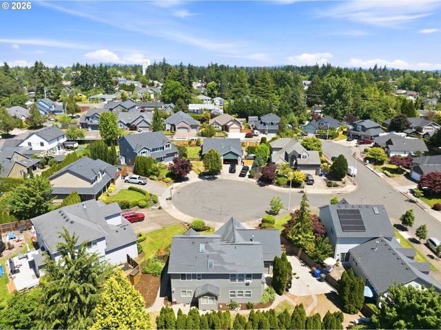 11798 MAHOGANY Ct, Oregon City, OR 97045