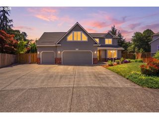 11798 MAHOGANY Ct, Oregon City, OR 97045