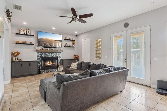 19682 QUINLAN STREET, Orlando, FL 32833