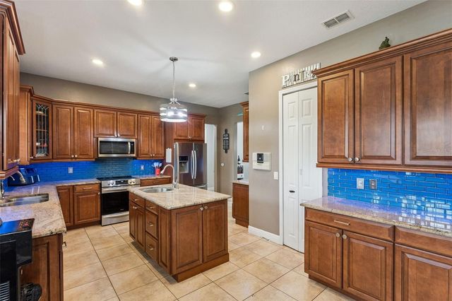19682 QUINLAN STREET, Orlando, FL 32833