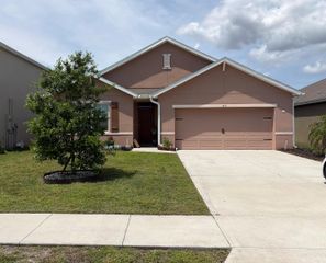 475 SW Moray Dr Drive, Palm Bay, FL 32908