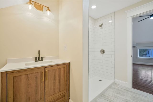 16 Water St D, Freetown, MA 02702