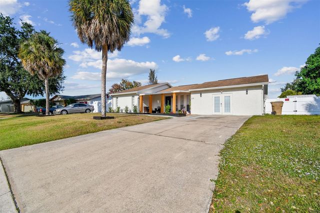 215 GARDENIA ROAD, Kissimmee, FL 34743
