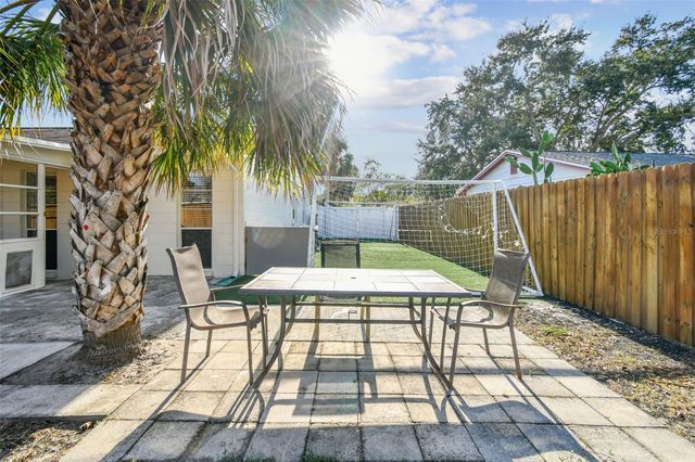 215 GARDENIA ROAD, Kissimmee, FL 34743