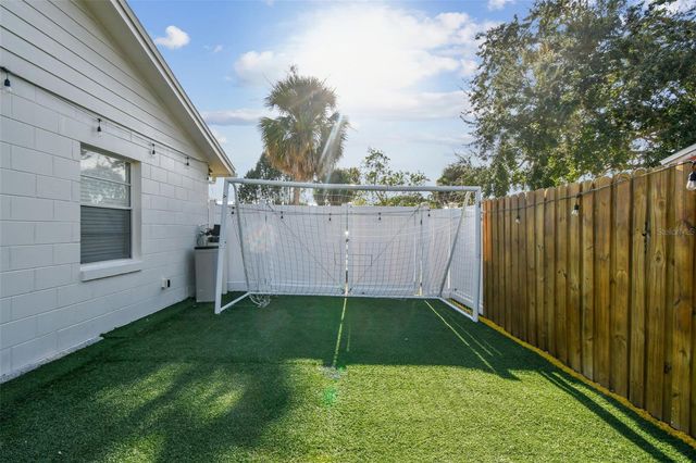 215 GARDENIA ROAD, Kissimmee, FL 34743