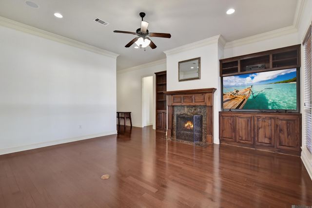 37510 Dutchtown Crossing Avenue, Gonzales, LA 70737