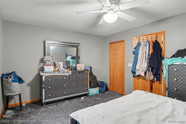 4967 N Grand Oaks Drive, Warren, MI 48092