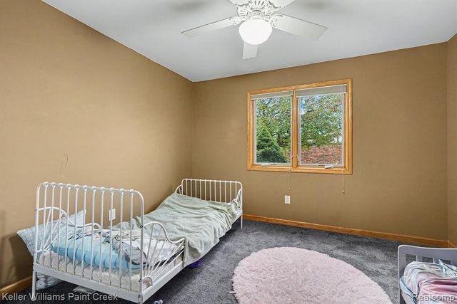 4967 N Grand Oaks Drive, Warren, MI 48092