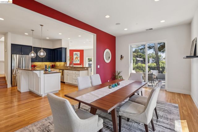 6153 Girvin Dr, Oakland, CA 94611