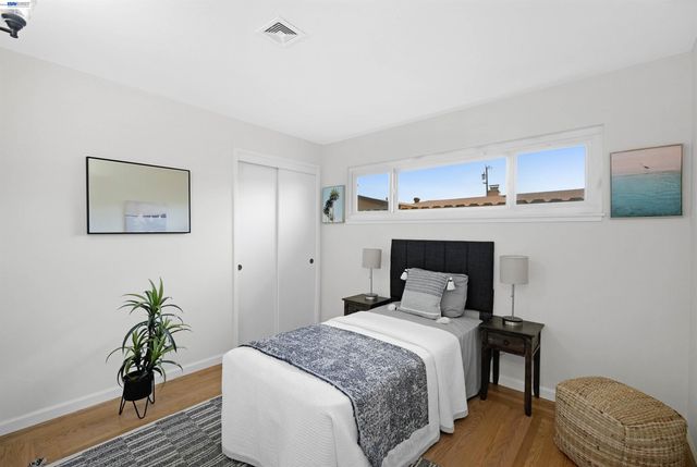 28458 Etta Ave, Hayward, CA 94544