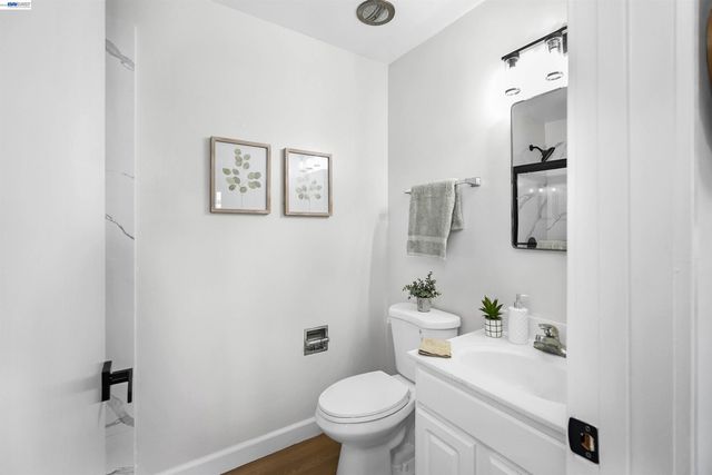 28458 Etta Ave, Hayward, CA 94544