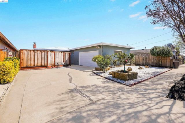 28458 Etta Ave, Hayward, CA 94544