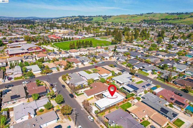 28458 Etta Ave, Hayward, CA 94544