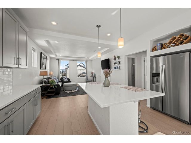 1016 Sugarloaf Ln, Erie, CO 80516