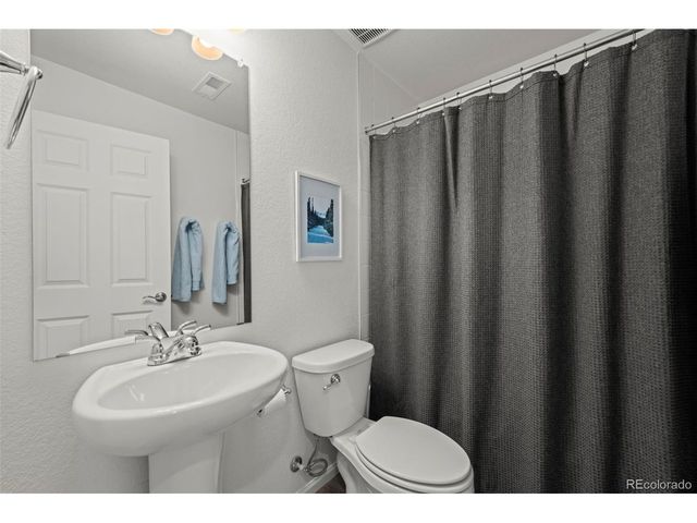 1016 Sugarloaf Ln, Erie, CO 80516