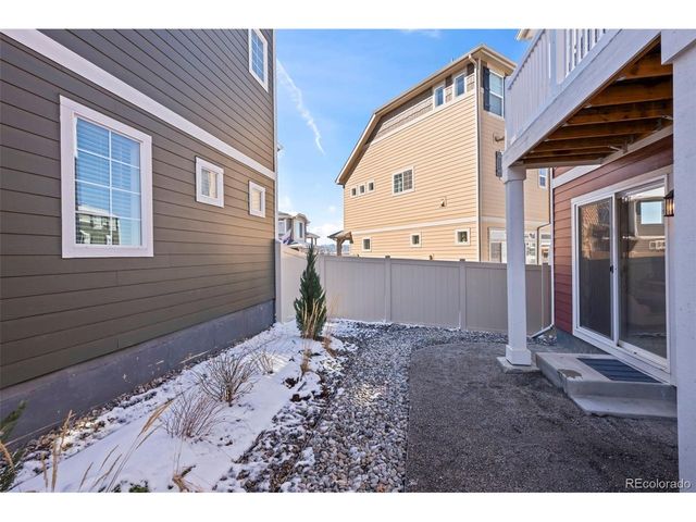 1016 Sugarloaf Ln, Erie, CO 80516