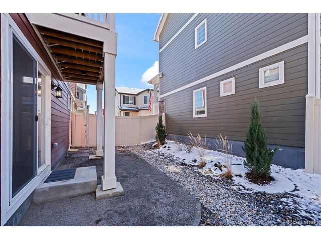 1016 Sugarloaf Ln, Erie, CO 80516