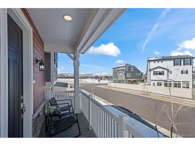 1016 Sugarloaf Ln, Erie, CO 80516