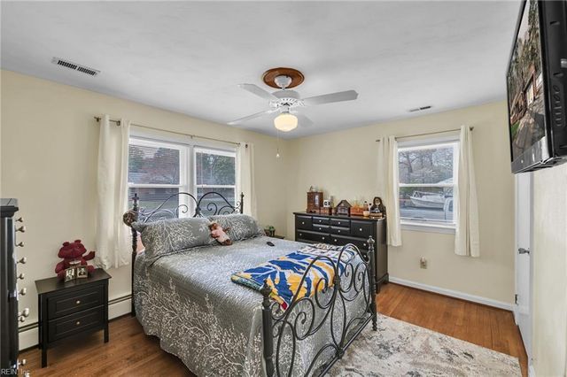 21 Executive DR, Newport News, VA 23606