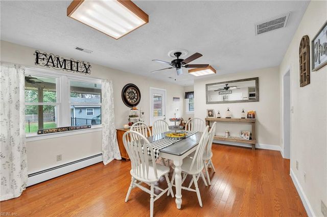 21 Executive DR, Newport News, VA 23606