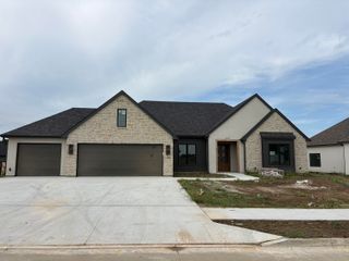 209 ASH DOWN DR, Columbia, MO 65201
