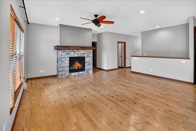 8927 Sunstone Lane, Middleton, WI 53562