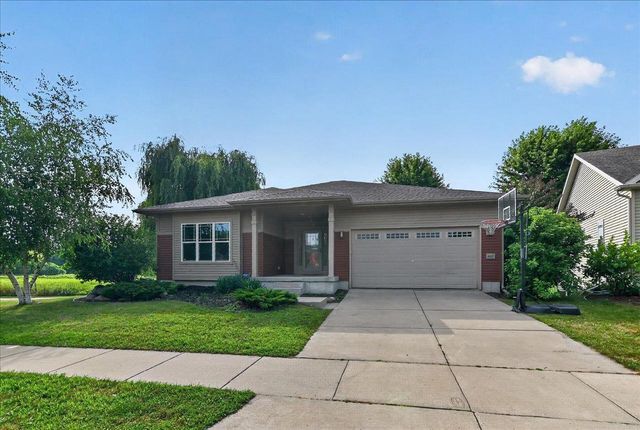 8927 Sunstone Lane, Middleton, WI 53562