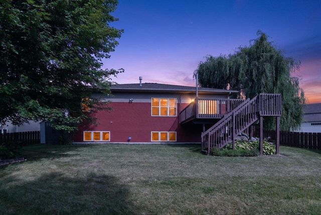 8927 Sunstone Lane, Middleton, WI 53562