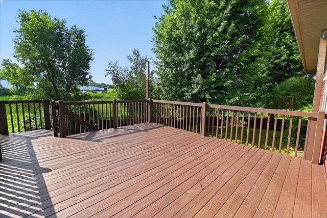 8927 Sunstone Lane, Middleton, WI 53562