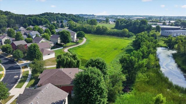 8927 Sunstone Lane, Middleton, WI 53562