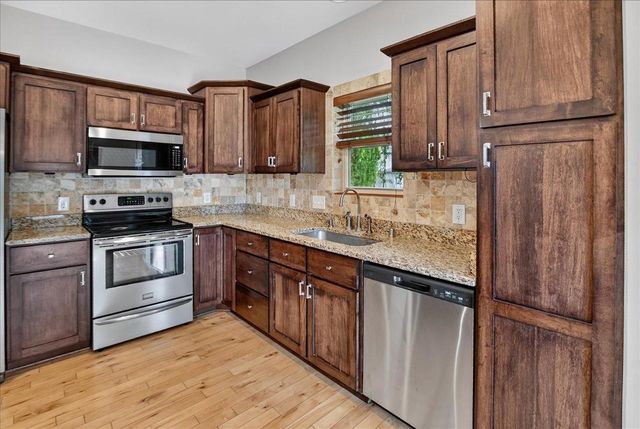 8927 Sunstone Lane, Middleton, WI 53562