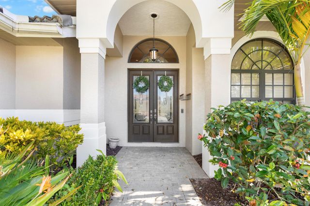 1509 SW Mockingbird Circle, Port St Lucie, FL 34986