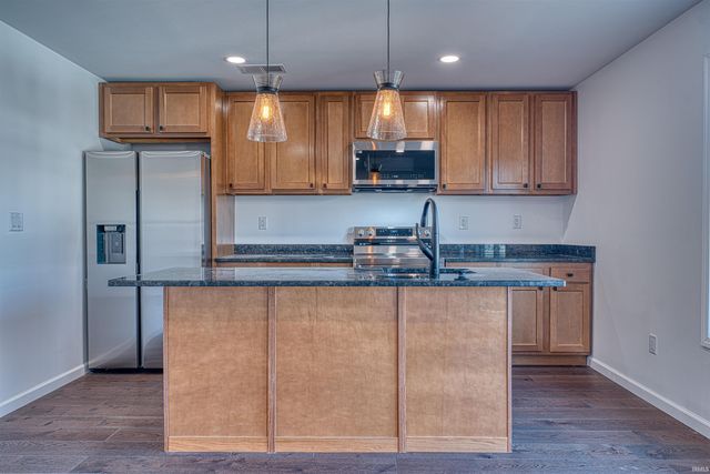 110 E Gray Street, Newburgh, IN 47630